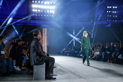 Look 13